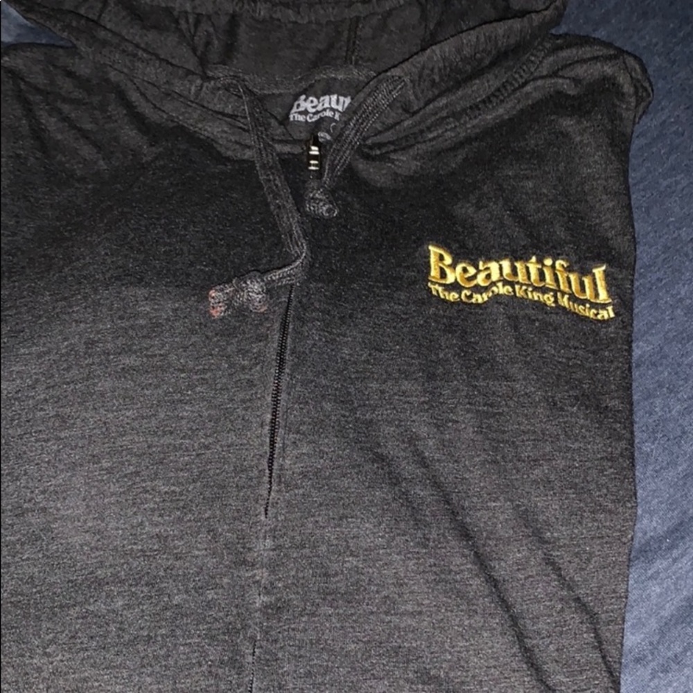 BROADWAY 🎭 ZIP UP 🎭